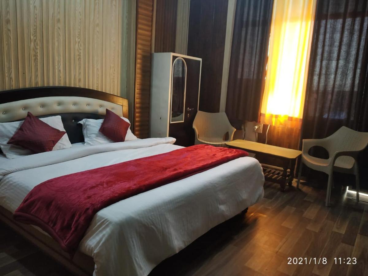 Hotel Aarti Darshan Haridwār Extérieur photo