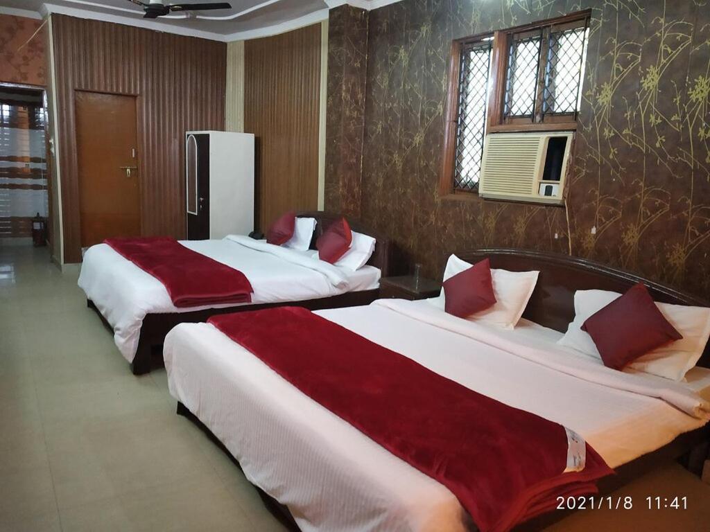Hotel Aarti Darshan Haridwār Extérieur photo