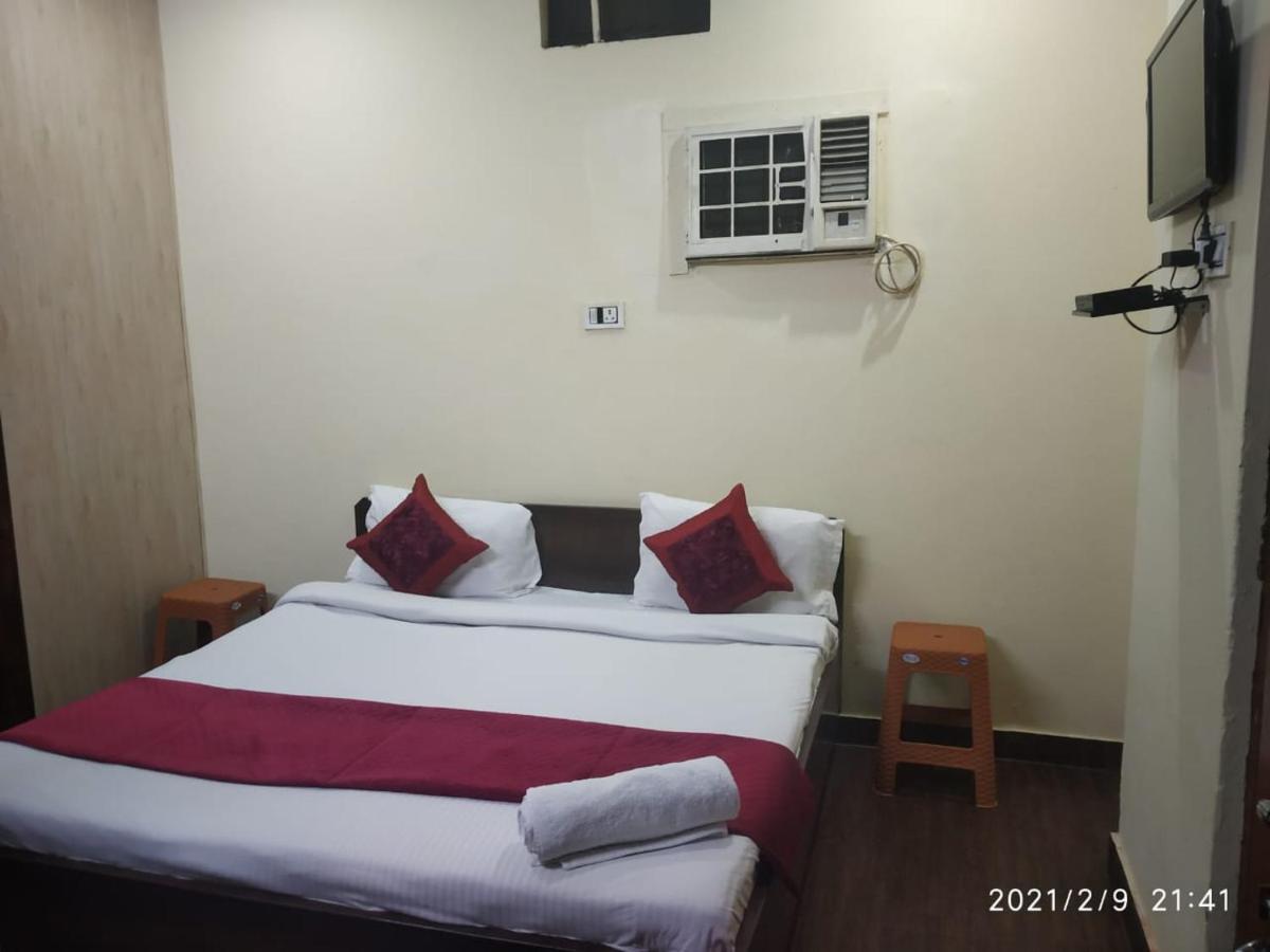 Hotel Aarti Darshan Haridwār Extérieur photo